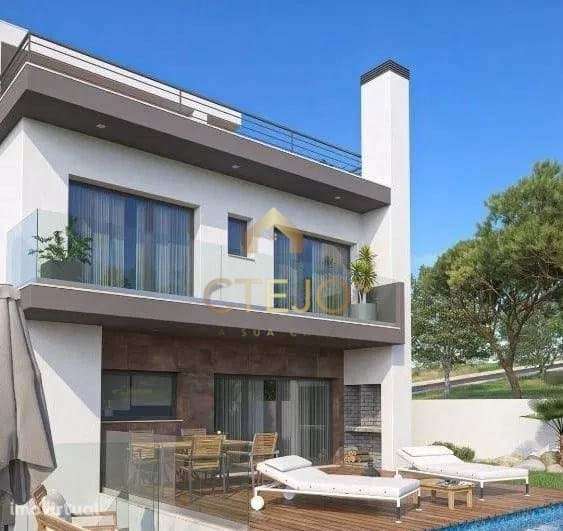 Moradia T4 com piscina em Vialonga - Grande imagem: 2/13