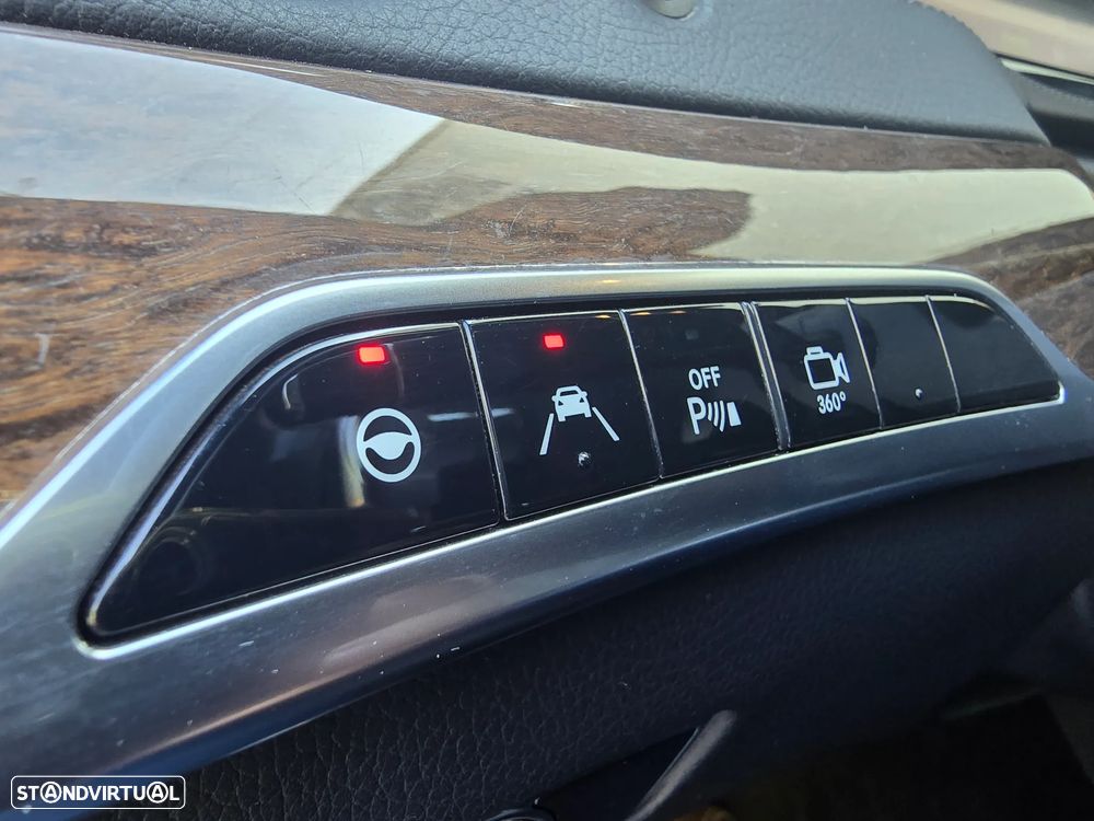 Mercedes-Benz S 300 BlueTEC Hybrid - 30