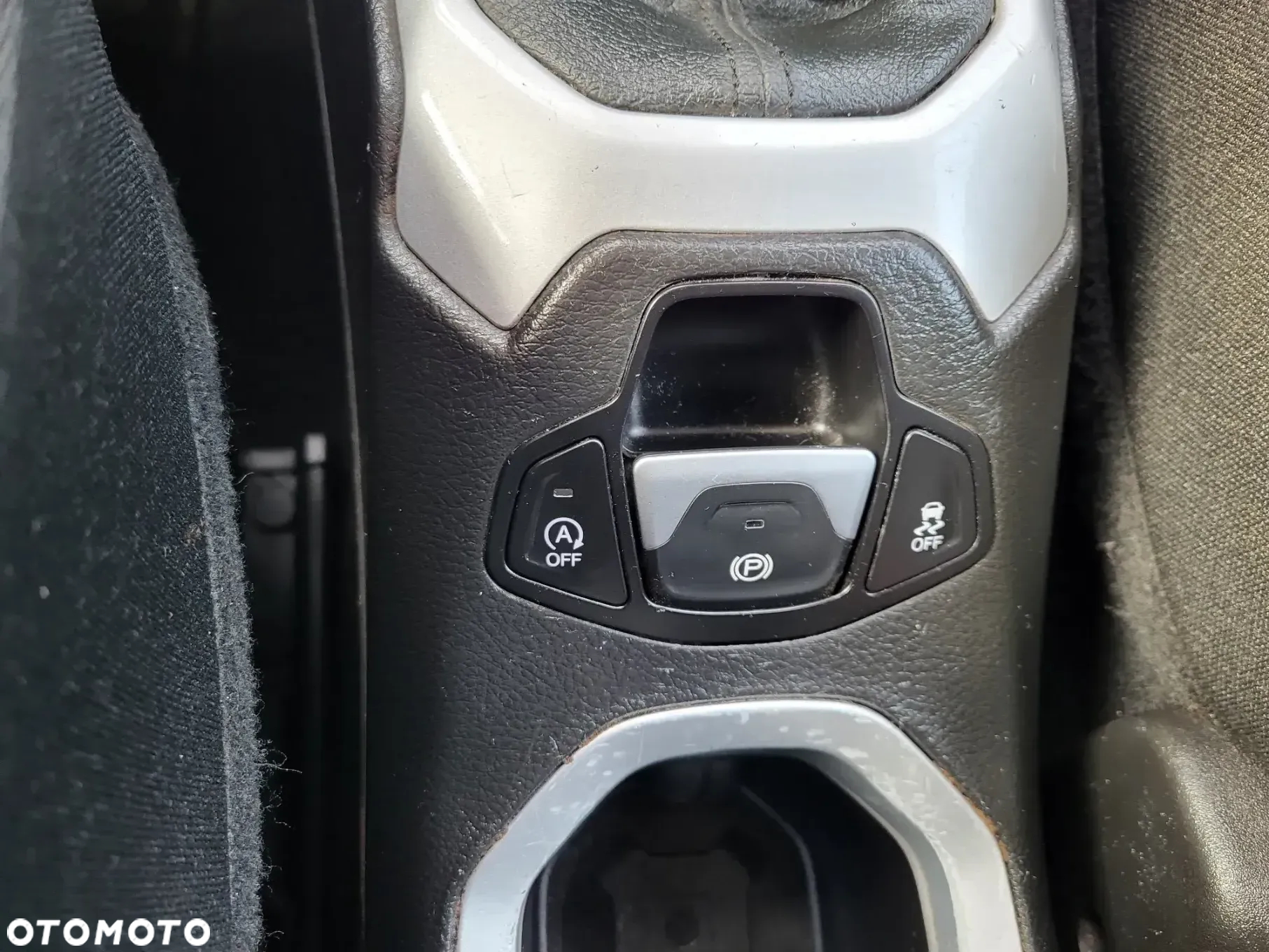 Jeep Renegade - 18