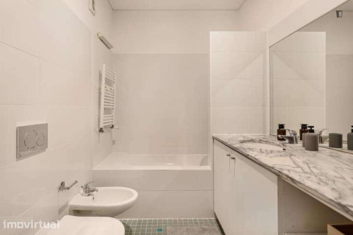 Apartamento com 1 quartos - localizado em Bairro Alto Lisbon - Grande imagem: 2/27