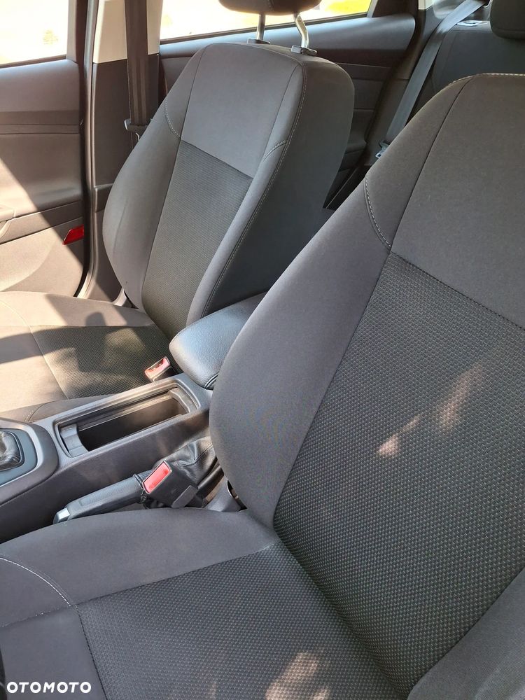 Ford Focus 1.6 Trend - 6
