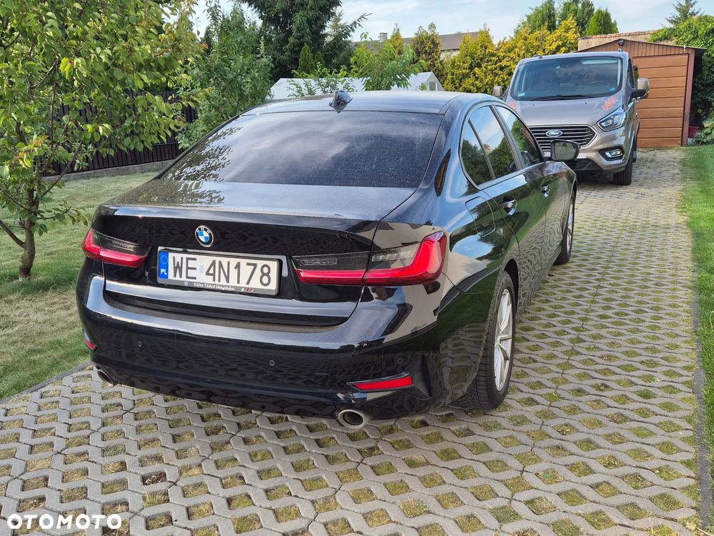 BMW Seria 3 318i Advantage sport - 5