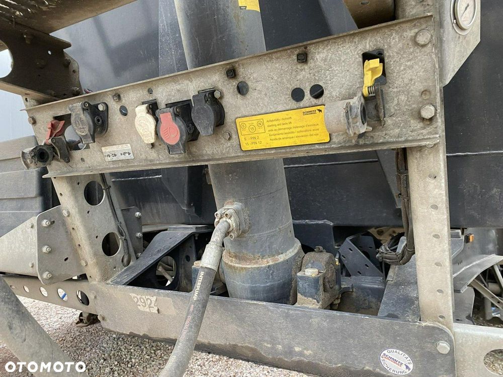 Schmitz Cargobull scb - 9