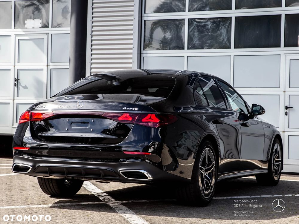 Mercedes-Benz Klasa E 220 d mHEV 4-Matic AMG 9G-Tronic - 6