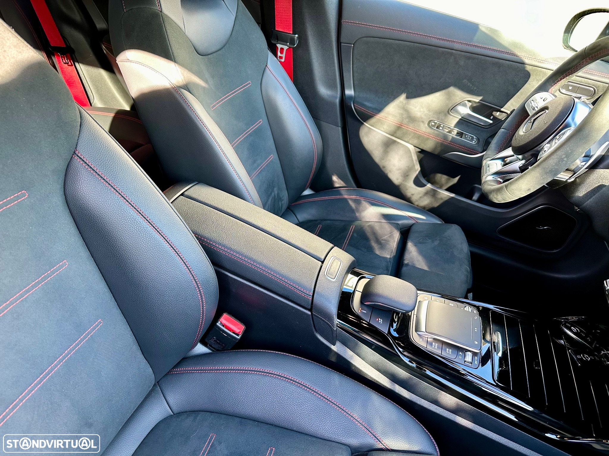 Mercedes-Benz CLA 45 AMG S 4Matic+ Shooting Brake Speedshift 8G-D - 44