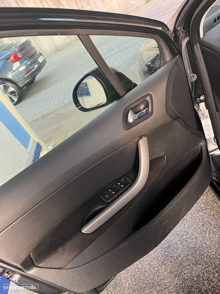 Peugeot 308 SW 1.6 HDi SE Navteq - 17