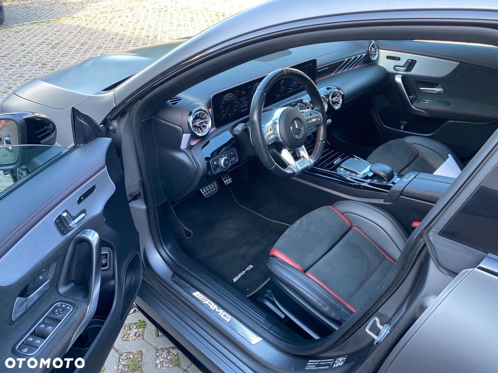 Mercedes-Benz CLA - 9