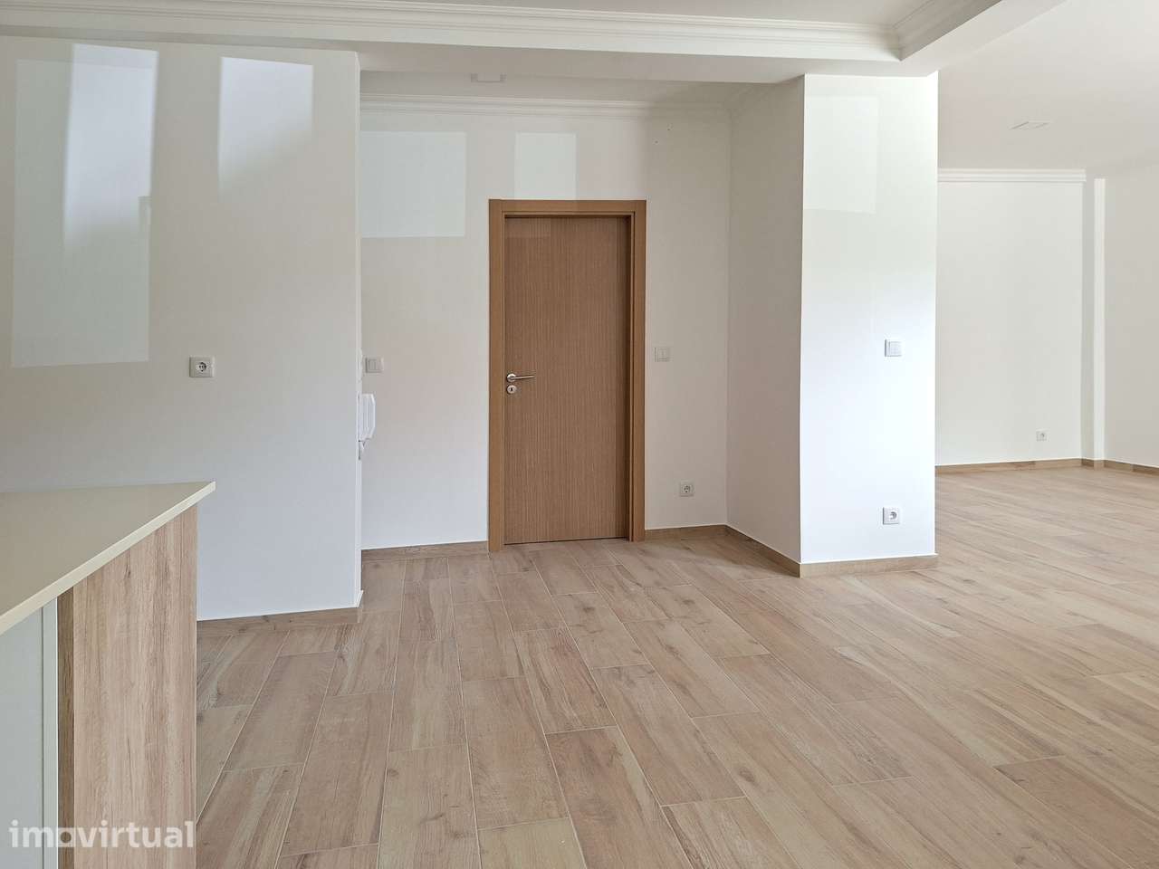 T0 com área de 44m² e localização privilegiada em Odivelas - Grande imagem: 5/12