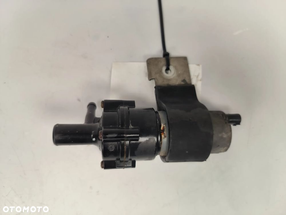 Pompa wody Mercedes-Benz SL-class, SL R230  2003r. - 1