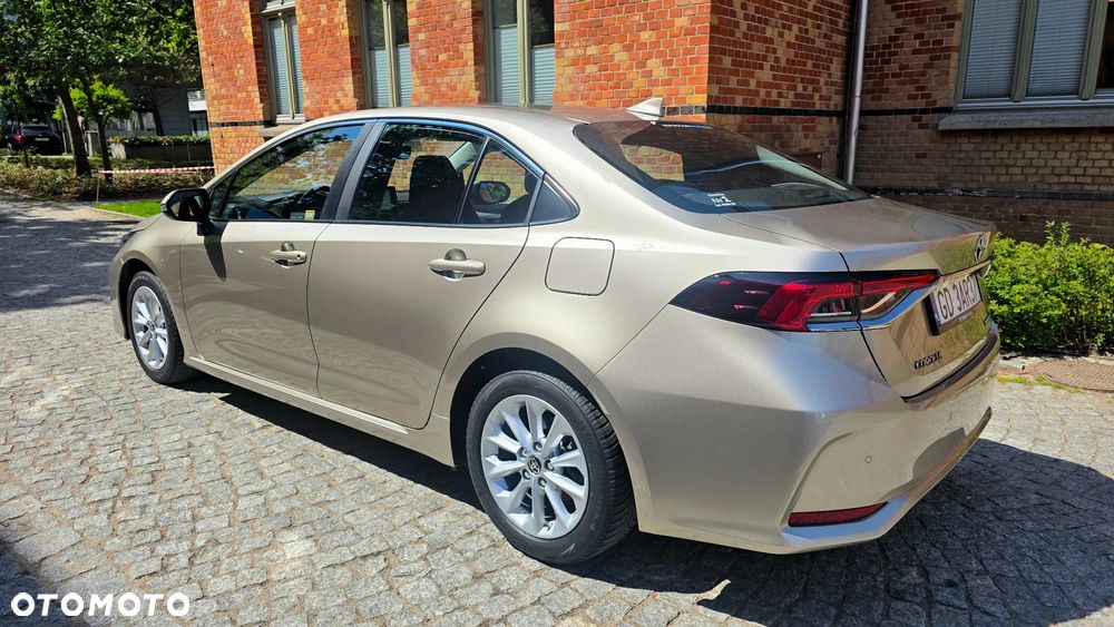 Toyota Corolla 1.8 Hybrid Comfort - 6