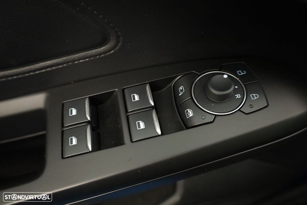 Ford Focus - 19