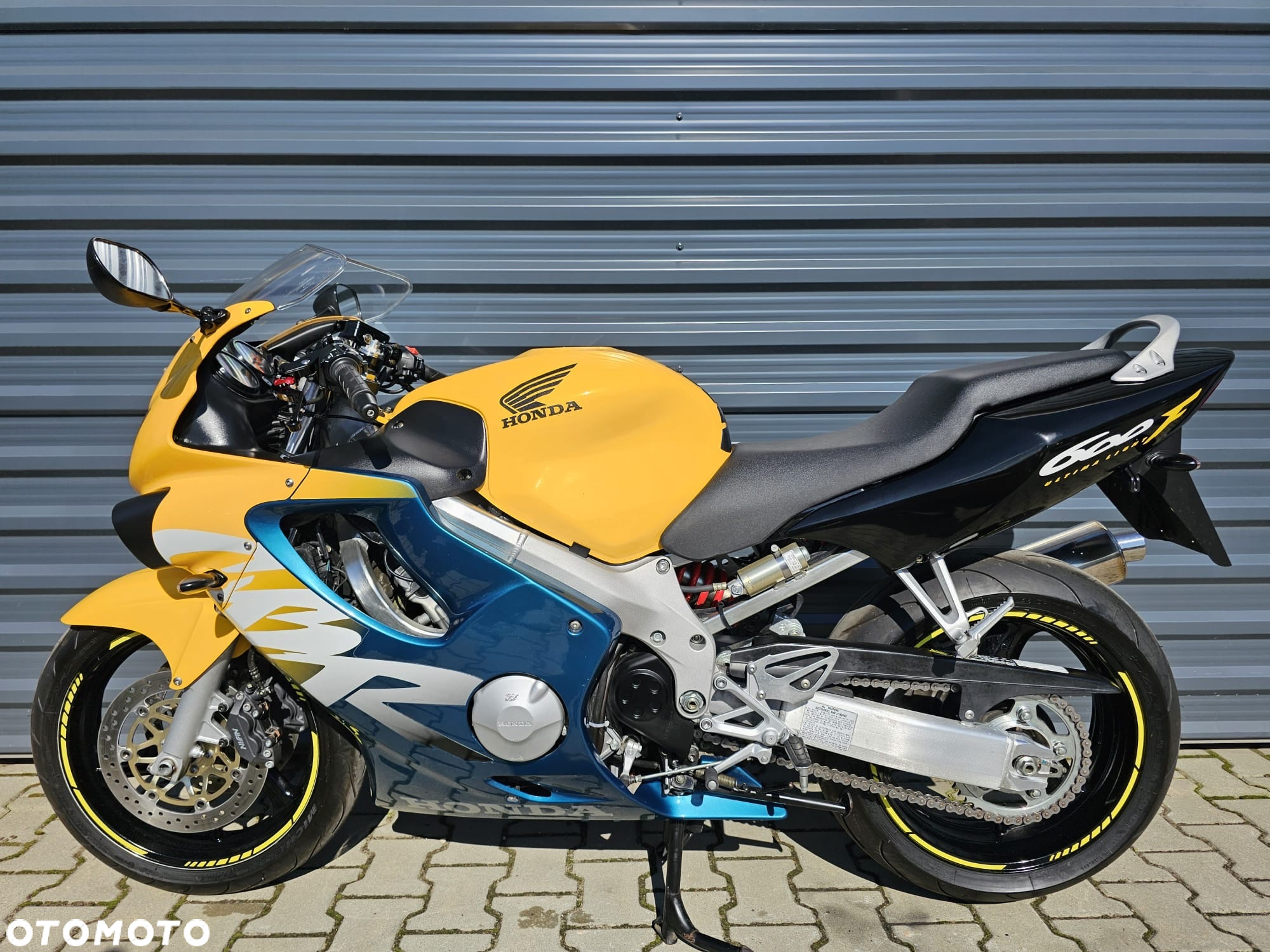 Honda CBR - 4
