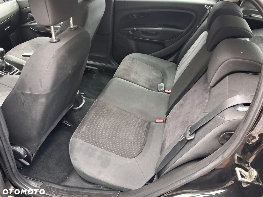 Fiat Grande Punto - 6