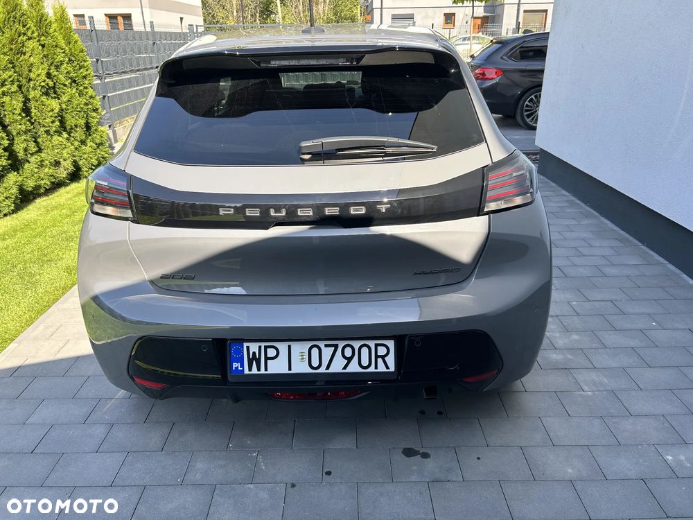 Peugeot 208 1.2 mHEV Business e-DCS6 - 7