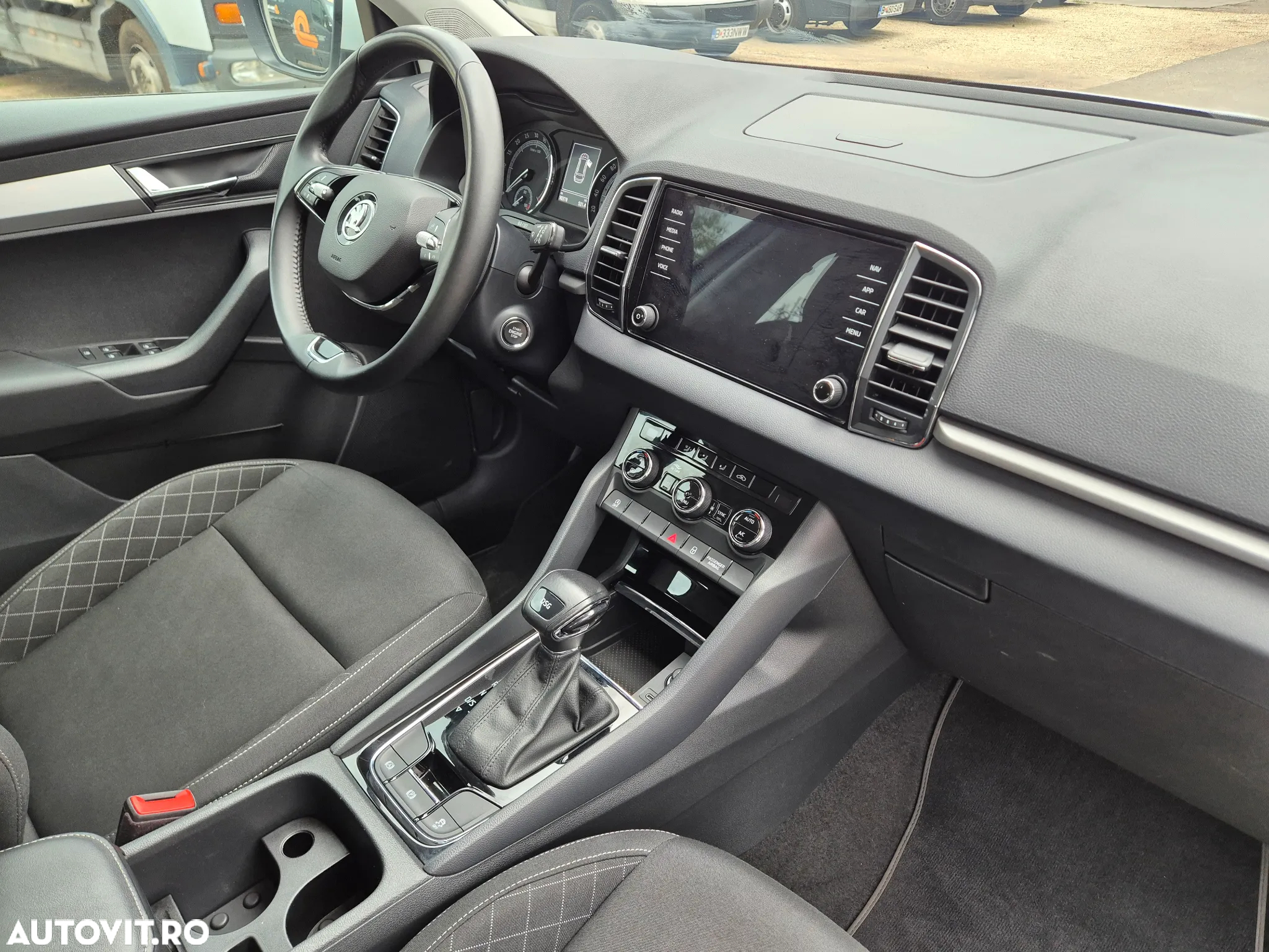 Skoda Karoq 2.0 TDI DSG Drive - 34