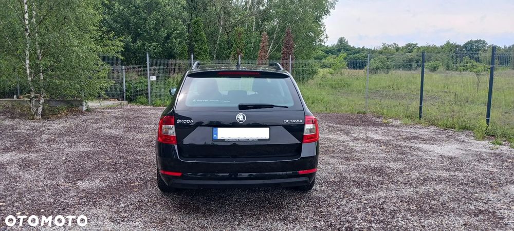 Skoda Octavia 1.6 TDI SCR Ambition - 8