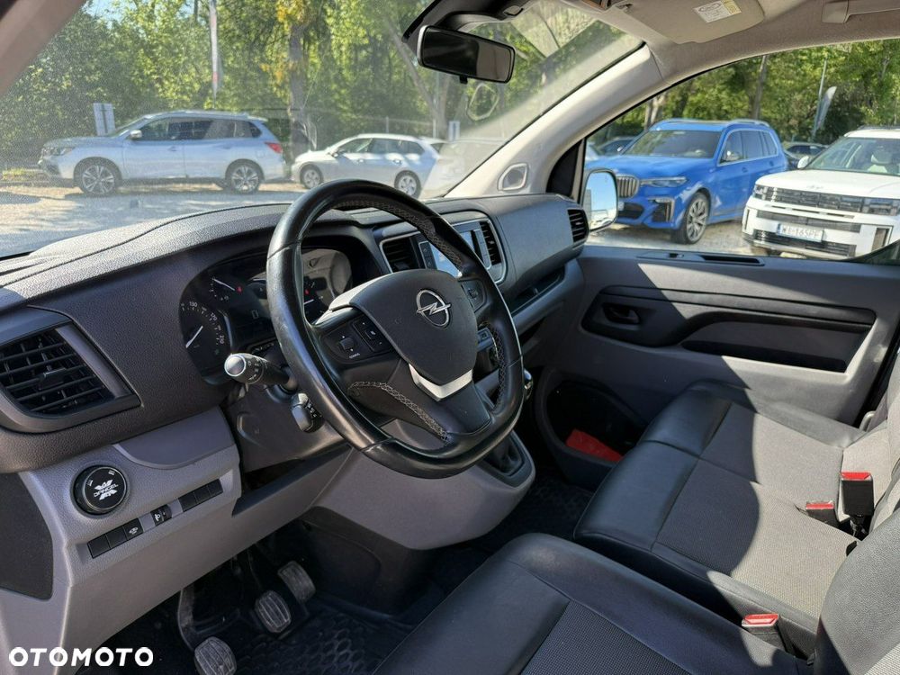 Opel Vivaro - 16