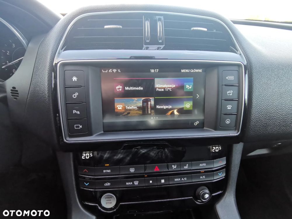 Jaguar F-Pace 35t AWD Prestige - 32