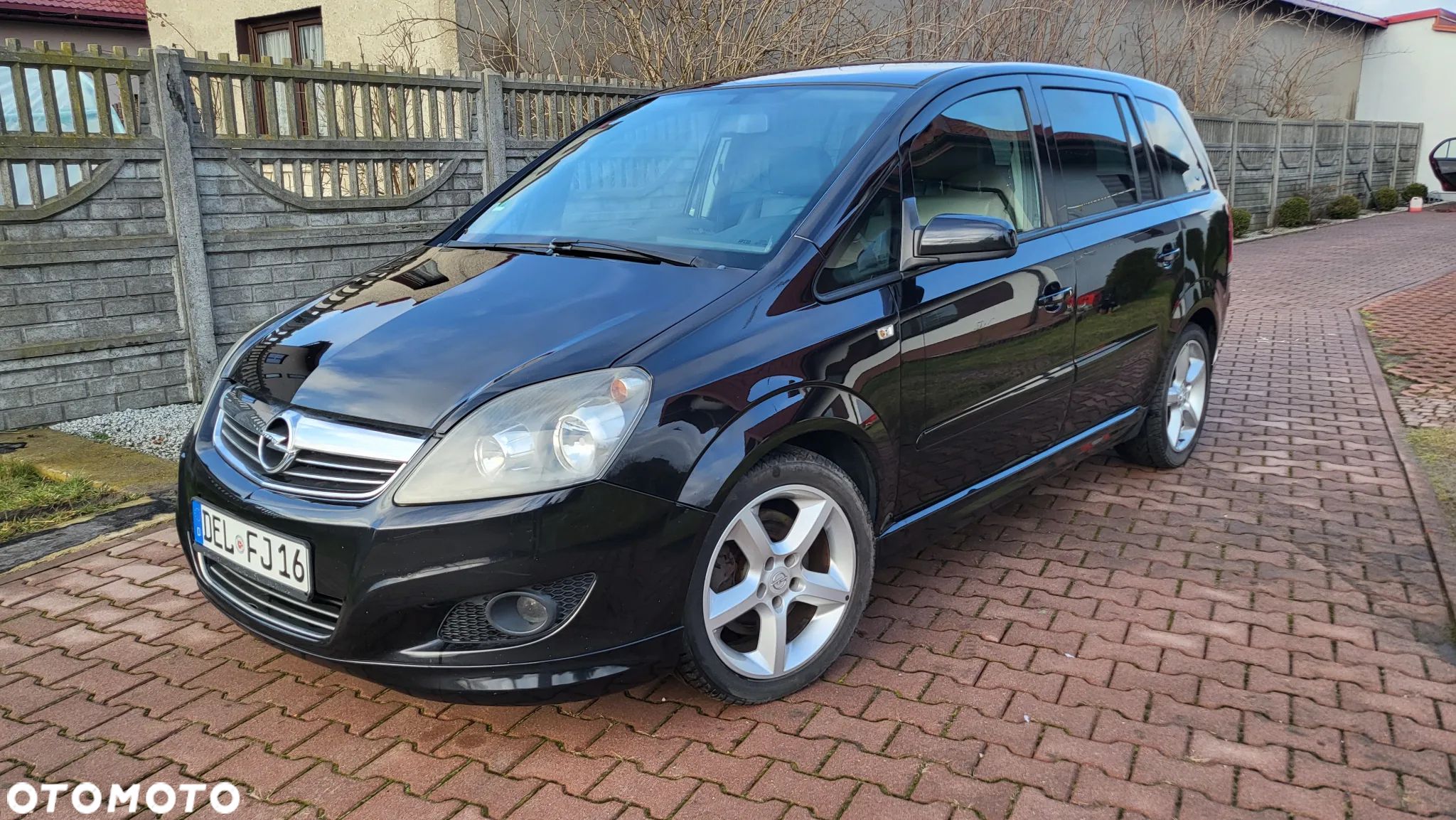 Opel Zafira 1.9 CDTI Edition Plus - 1