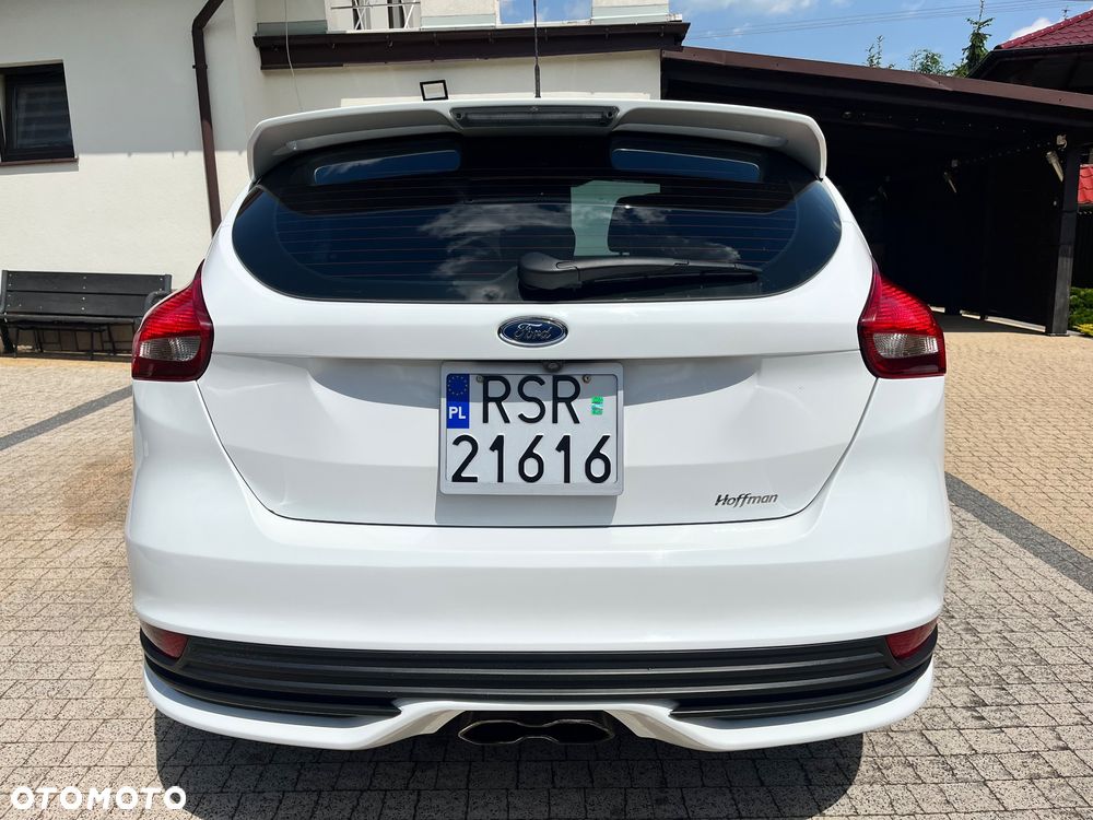 Ford Focus 2.0 EcoBoost ST - 4