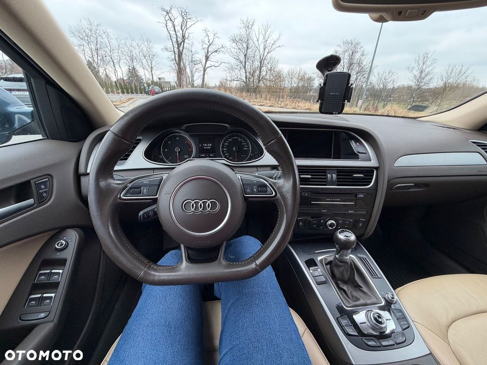Audi A4 Avant - 14