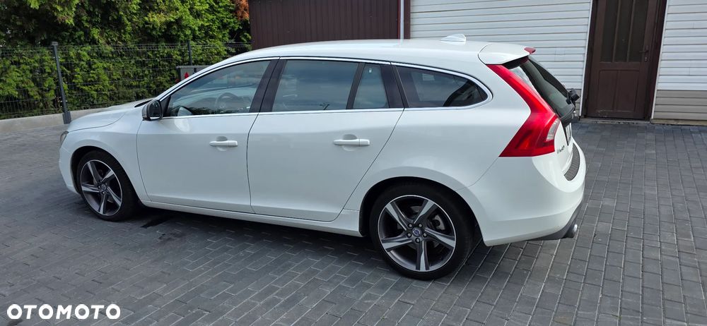 Volvo V60 - 11