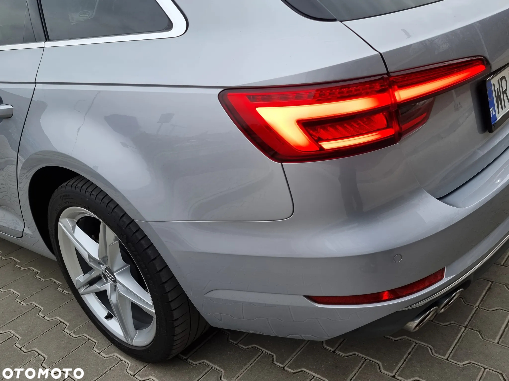 Audi A4 Avant 3.0 TDI quattro S tronic - 17