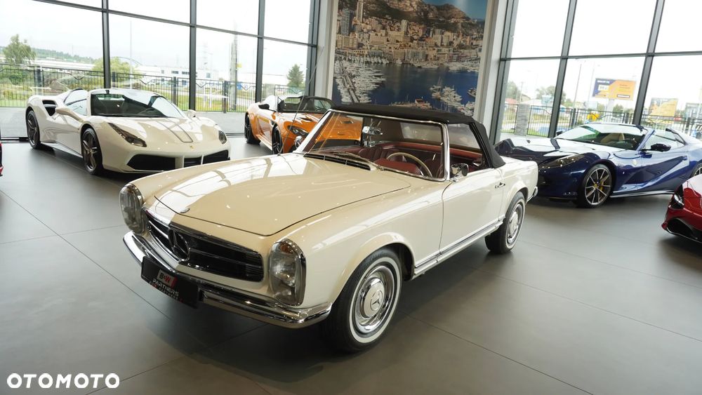 Mercedes-Benz SL - 11