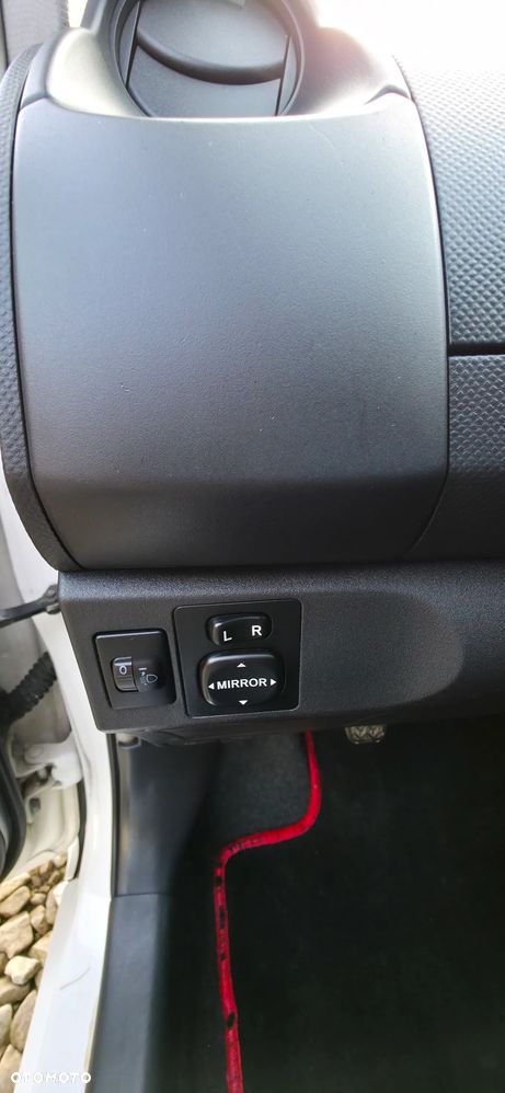 Toyota Yaris 1.33 VVT-i Cool - 17