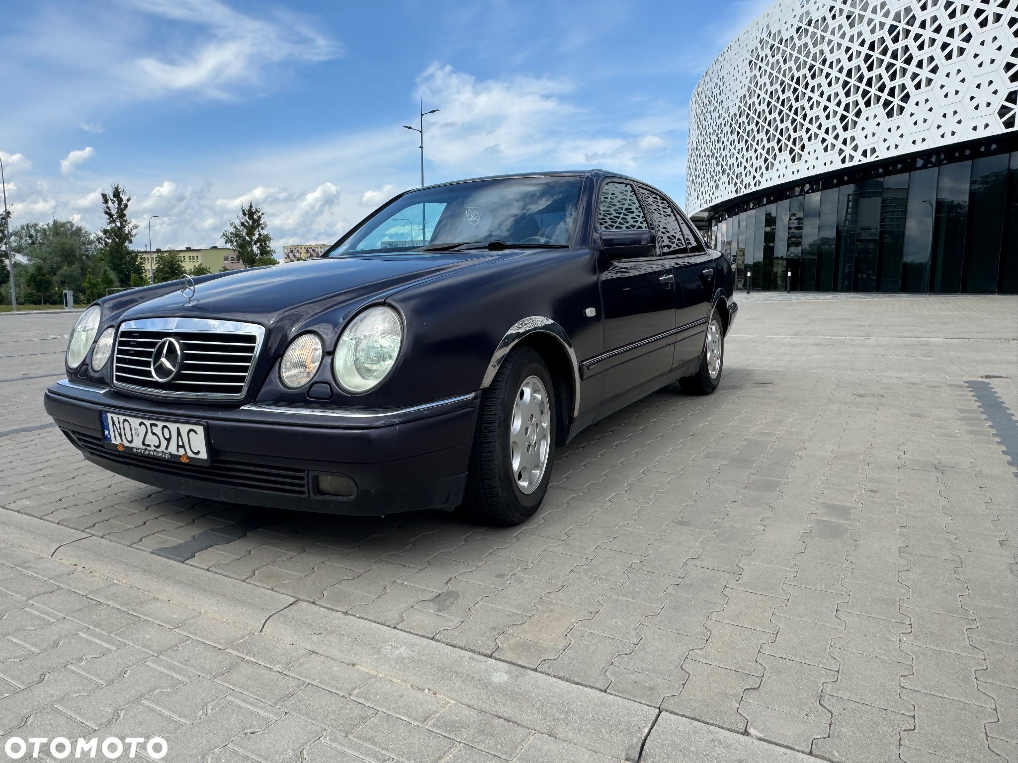 Mercedes-Benz Klasa E 200 Avantgarde - 28