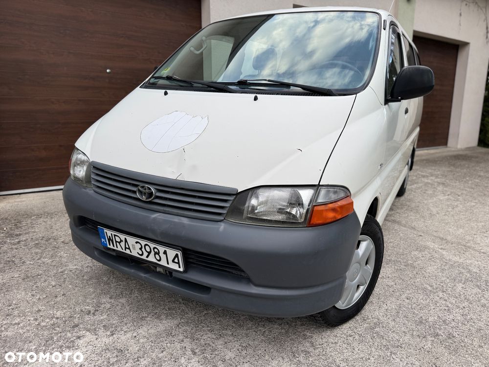 Toyota Hiace Standard - 6