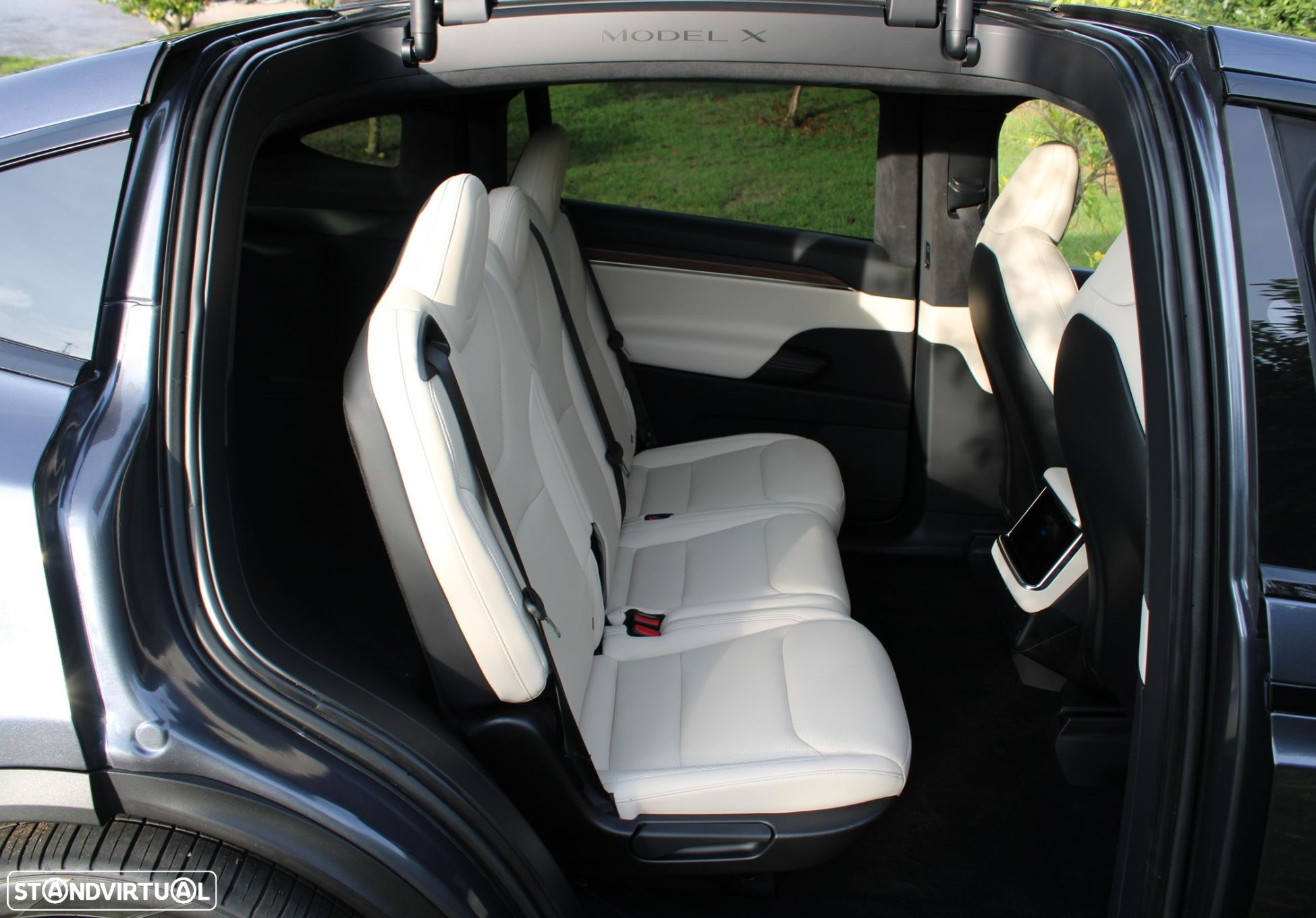 Tesla Model X Long Range AWD - 51