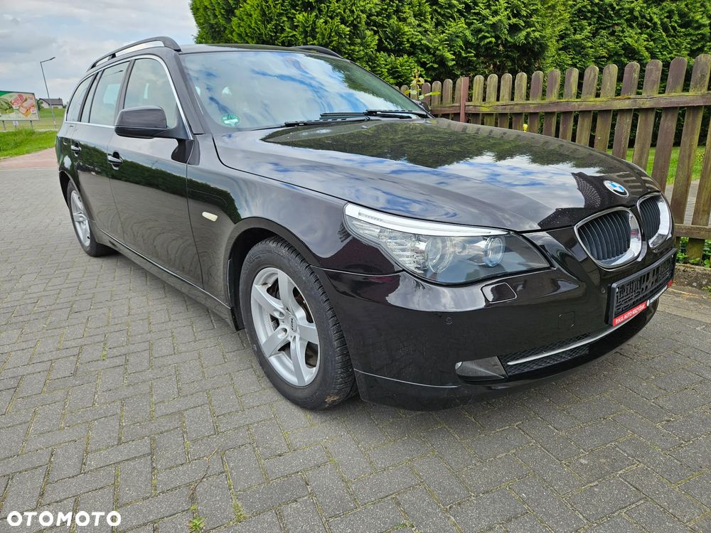BMW Seria 5 520d Edition Exclusive - 1