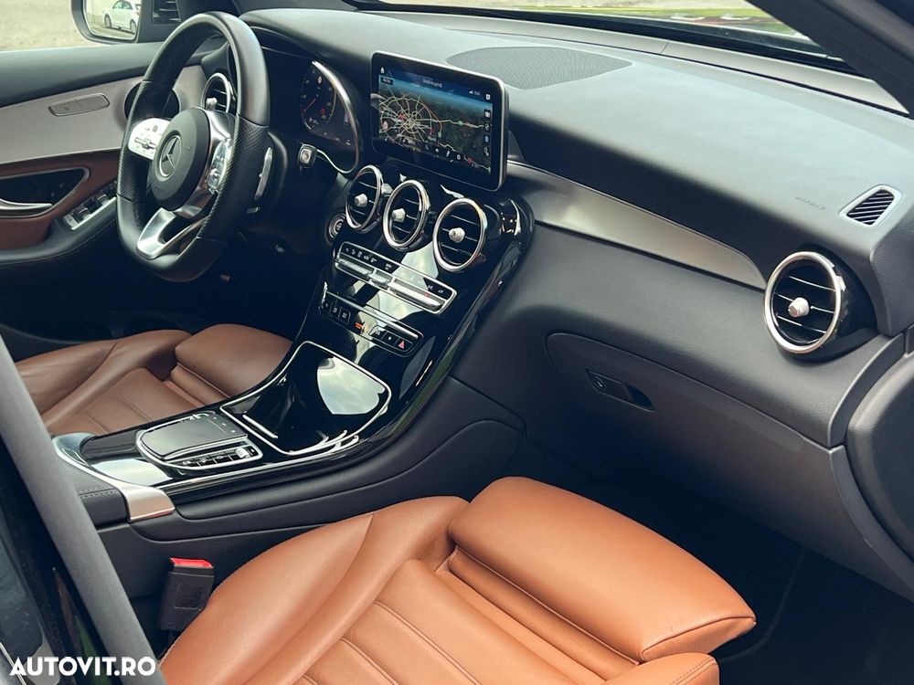 Mercedes-Benz GLC 300 de 4Matic 9G-TRONIC AMG Line - 4
