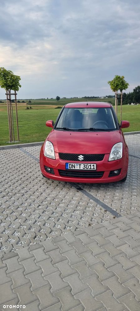 Suzuki Swift 1.3 GS - 1