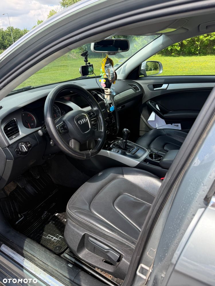 Audi A4 Avant 2.0 TDI - 7