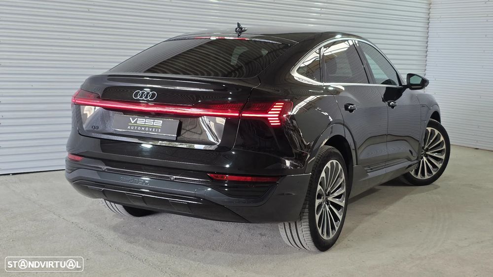 Audi Q8 e-Tron Sportback 55 quattro Advanced - 11