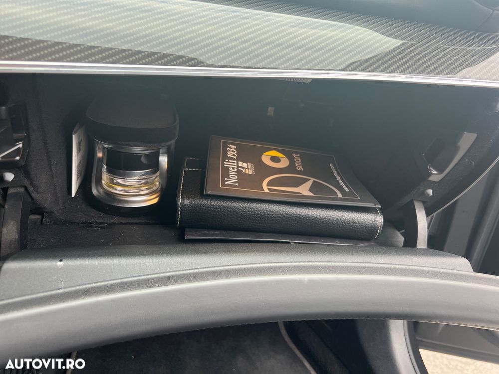 Mercedes-Benz AMG GT 4-door Coupe - 32