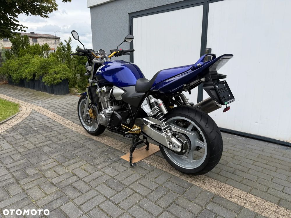 Honda CB - 7