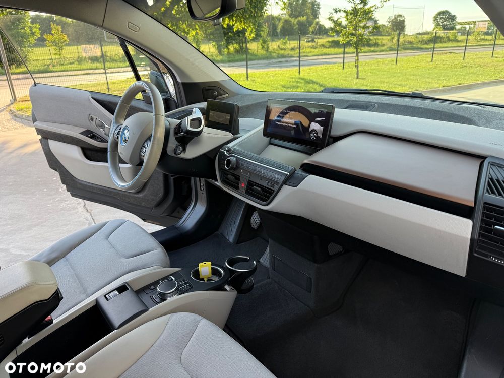 BMW i3 120 Ah - 18