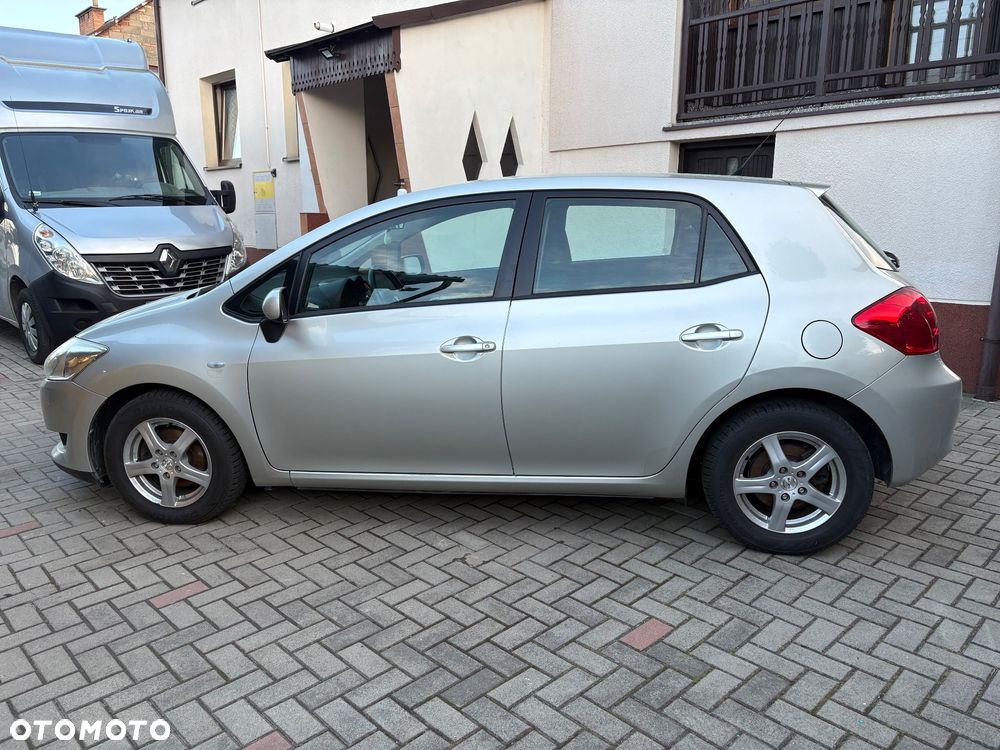 Toyota Auris 1.4 D-4D Luna - 6
