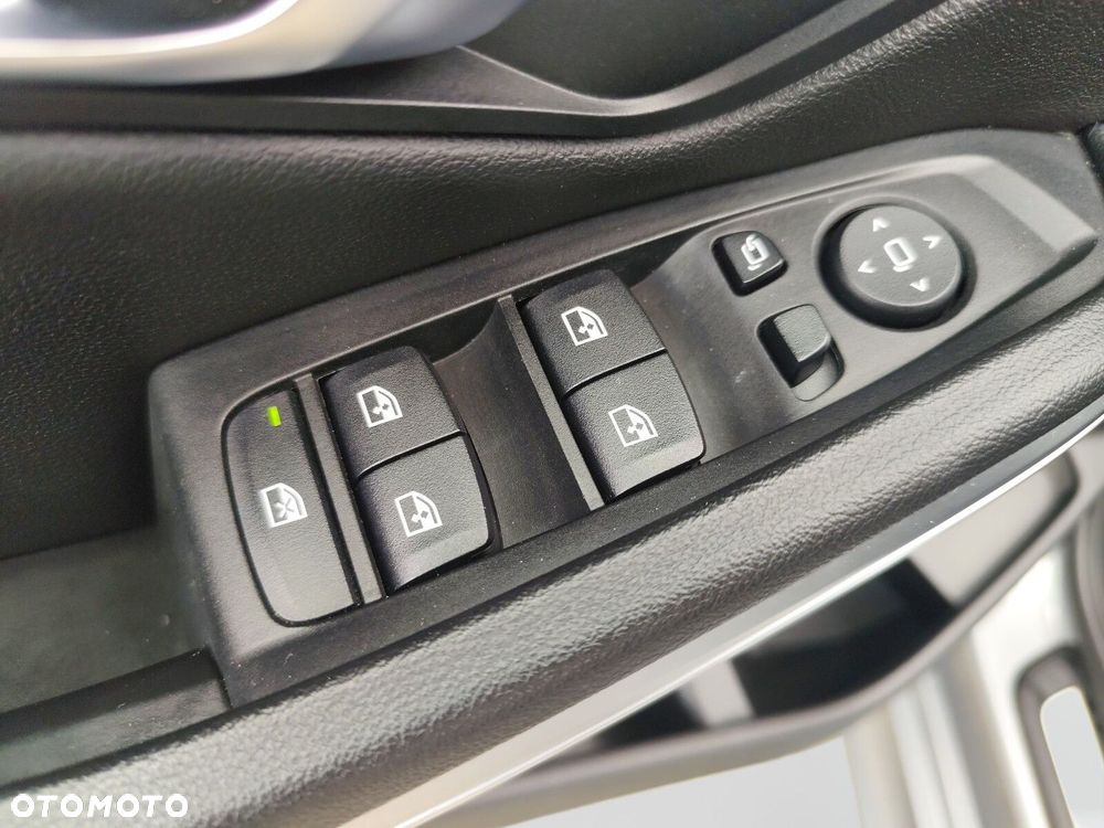 BMW Seria 3 - 11