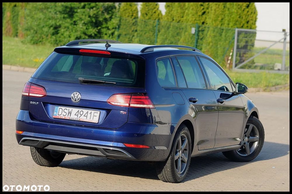 Volkswagen Golf 1.6 TDI SCR Comfortline - 16