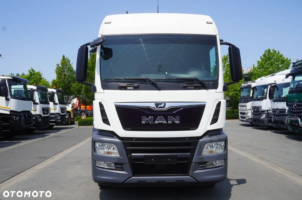 MAN TGS 35.420 8×2 / Rama 6,4 m / 3 osie skrętne - 8