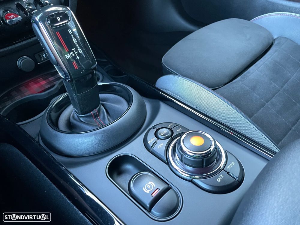 MINI Clubman Cooper SD Auto - 32