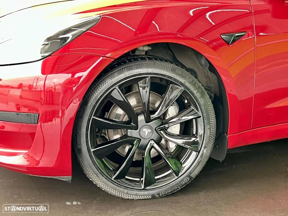 Tesla Model 3 Standard Range Plus RWD — fotografia 5