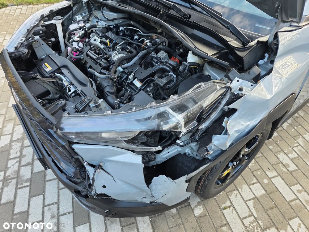 Toyota Corolla Cross 2.0 Hybrid Comfort - 9