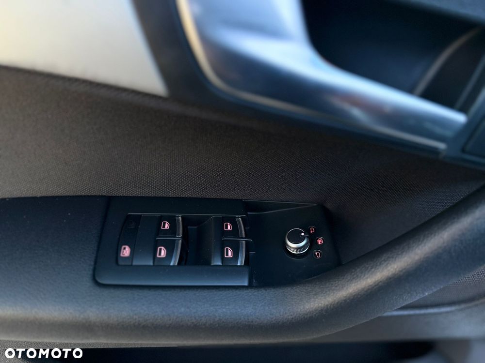 Audi A3 Sportback 2.0 TDI DPF S line Sportpaket (plus) - 15