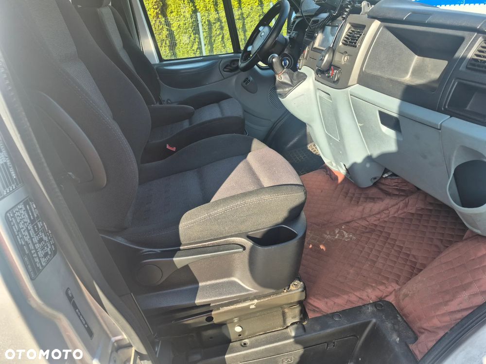 Ford Transit - 7