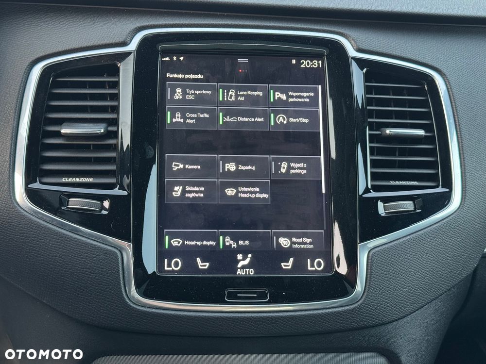 Volvo XC 90 T6 AWD R-Design 7os - 32